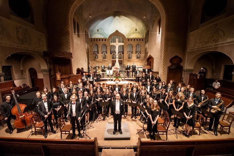 Wer ist der Veranstalter vom Weihnachtmarkt  27.11.19