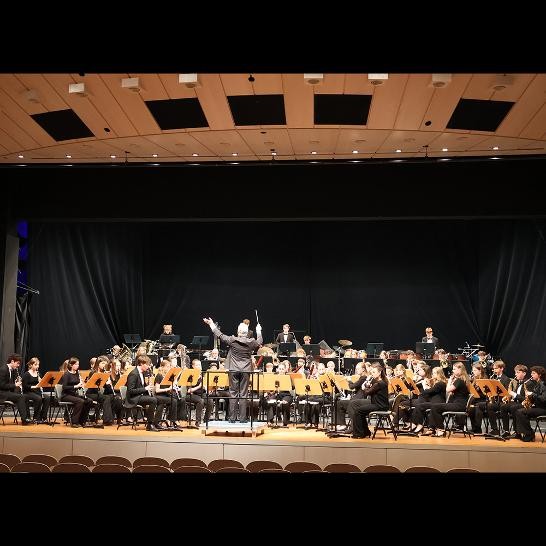 Großes Orchester auf der Bühne